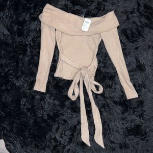 TAGS ON NEVER WORN small Windsor off the shoulder tie sweater